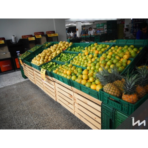 108-MUEBLE PARA EXHIBICION VERDURAS CON FRENTE EN MADERA ok 1